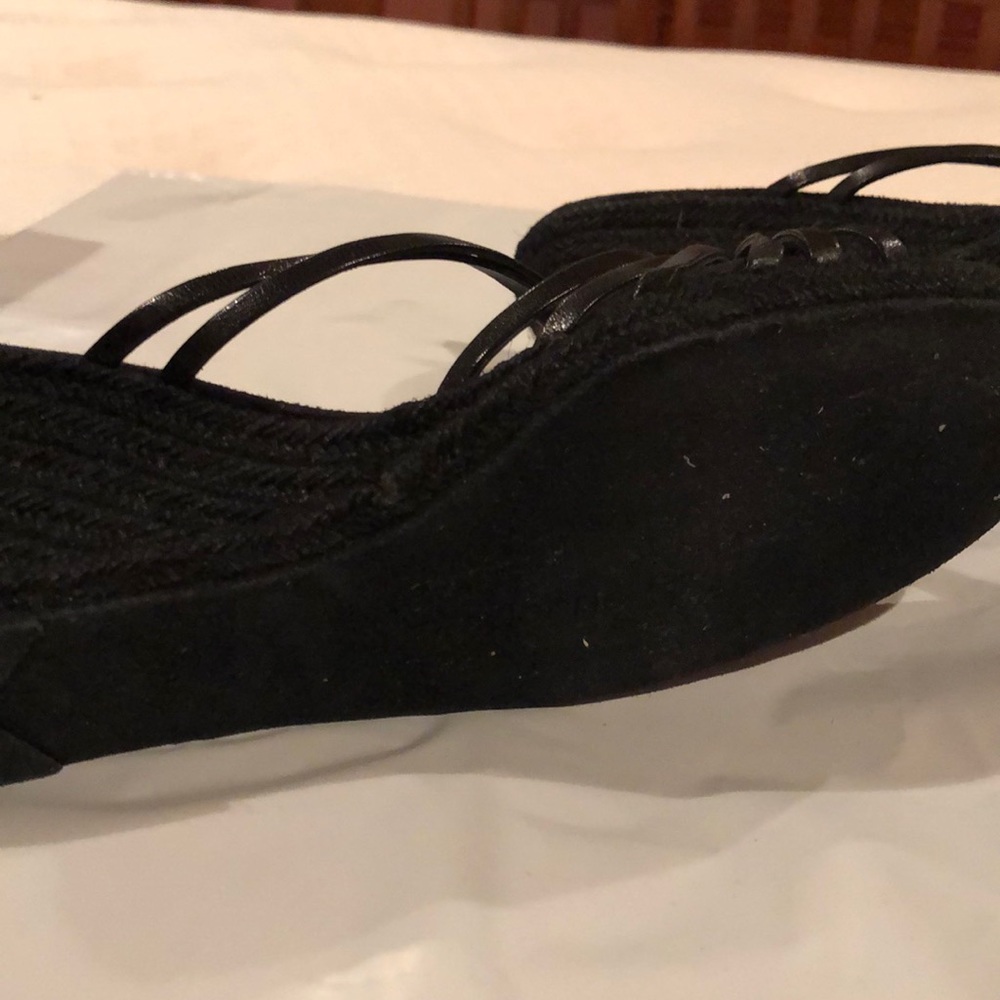 Shoes - Picture 4 of 4